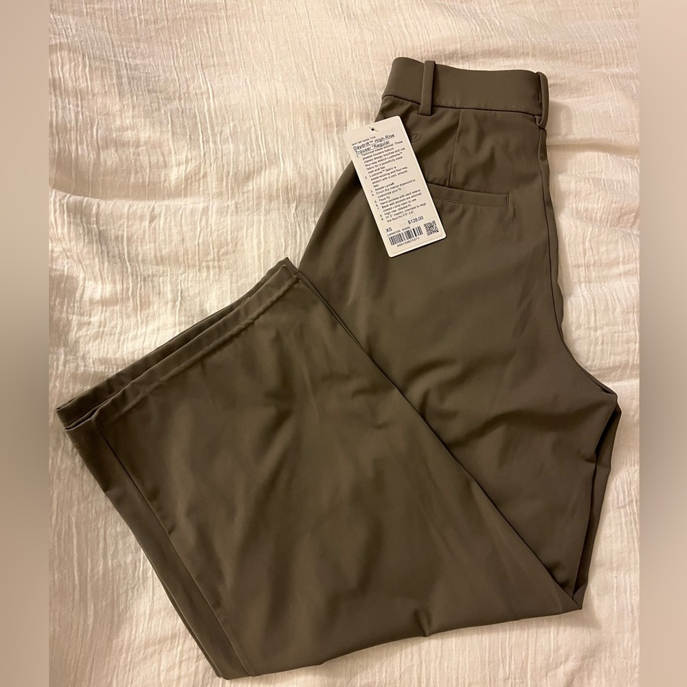 NWT Lululemon Daydrift High Rise Wide Leg Trouser Nomad